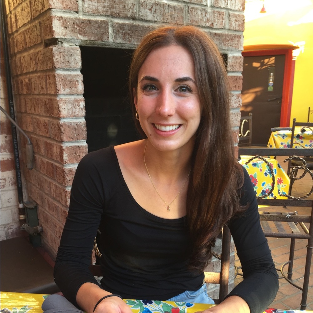 Meet your Posher, Lexi